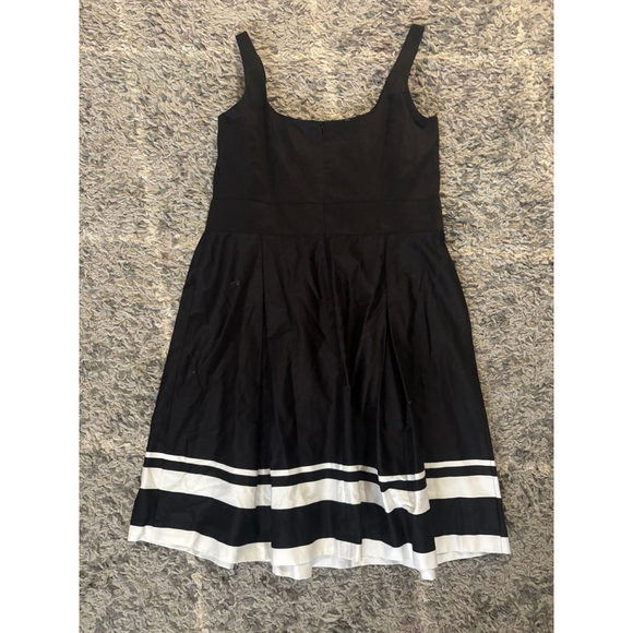 Ralph Lauren dress - Picture 2 of 3